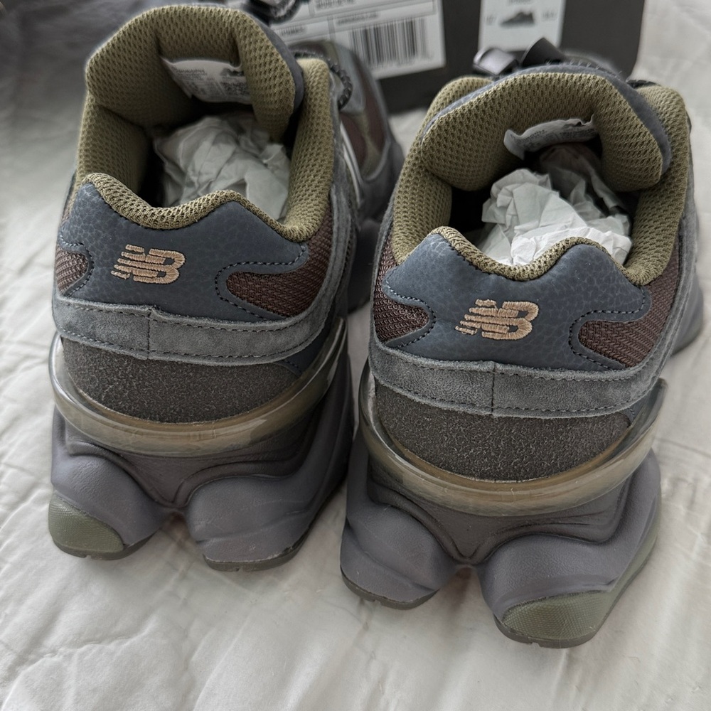 New Balance 9060 Blacktop Dark Moss EU38.5/US7.5 - Picture 8 of 11